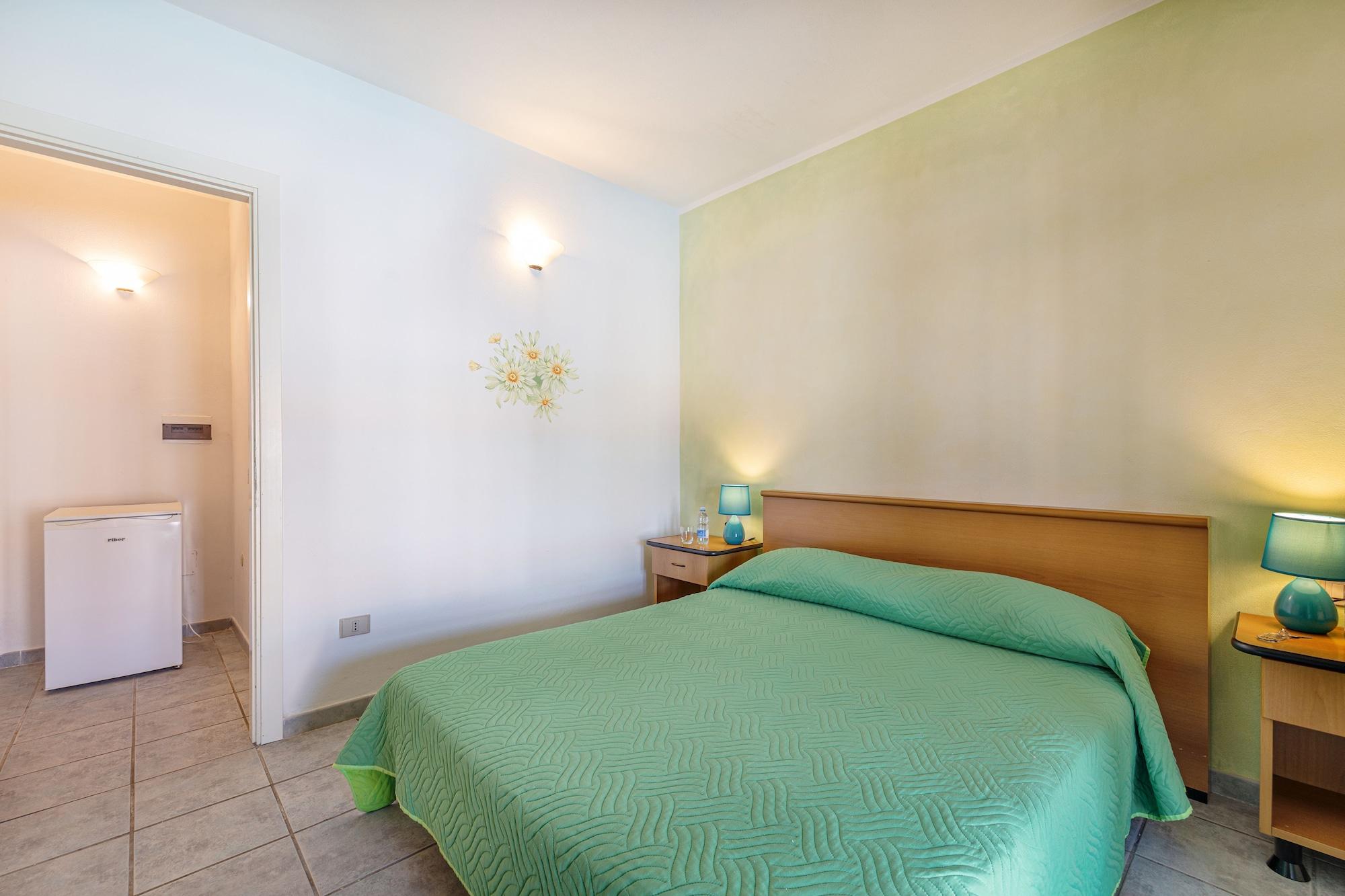 Marina Manna Hotel And Club Village Valledoria  Bagian luar foto