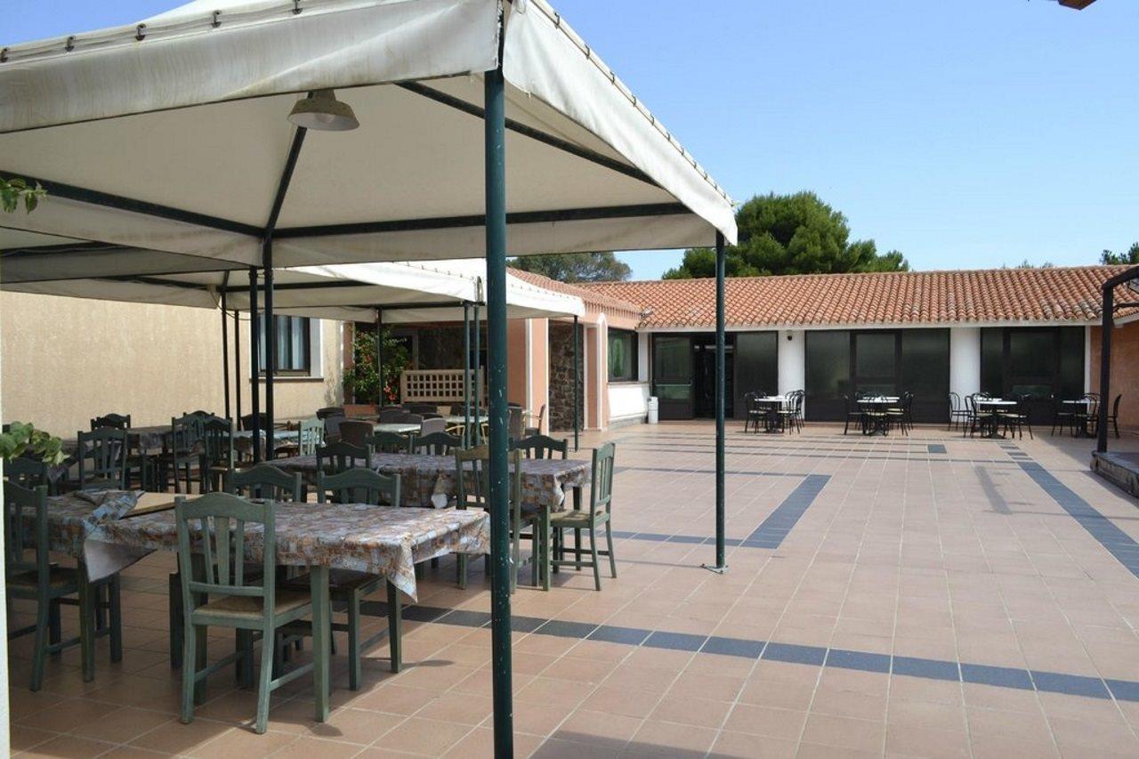 Marina Manna Hotel And Club Village Valledoria  Bagian luar foto