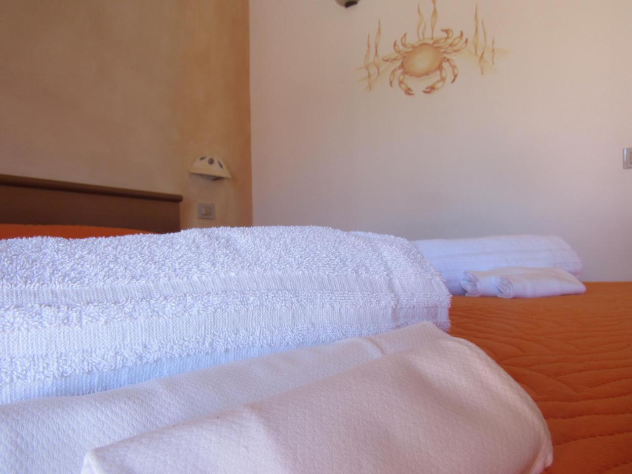 Marina Manna Hotel And Club Village Valledoria  Bagian luar foto
