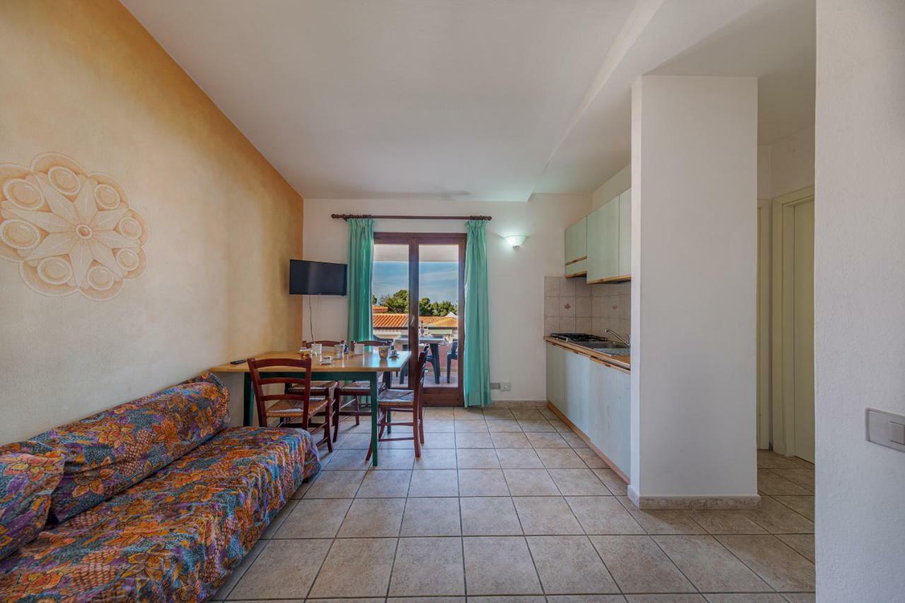 Marina Manna Hotel And Club Village Valledoria  Bagian luar foto